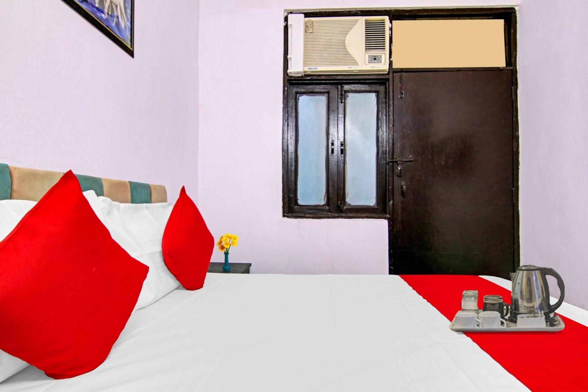 Hotel O Chaudhary Villa New Delhi Ngoại thất bức ảnh